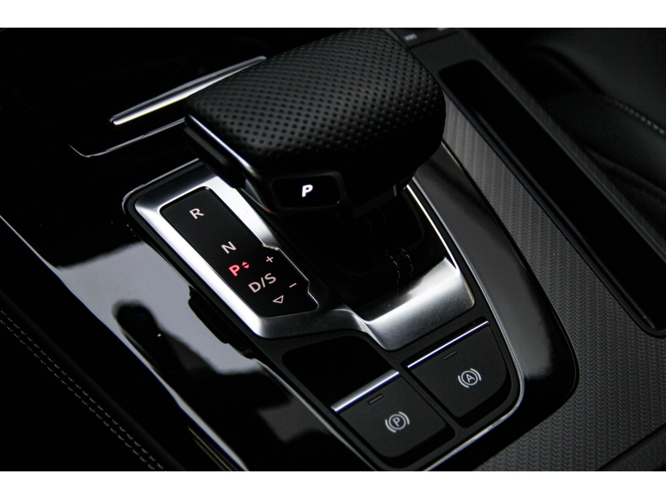 Audi Q5L 45 TFSI 2025