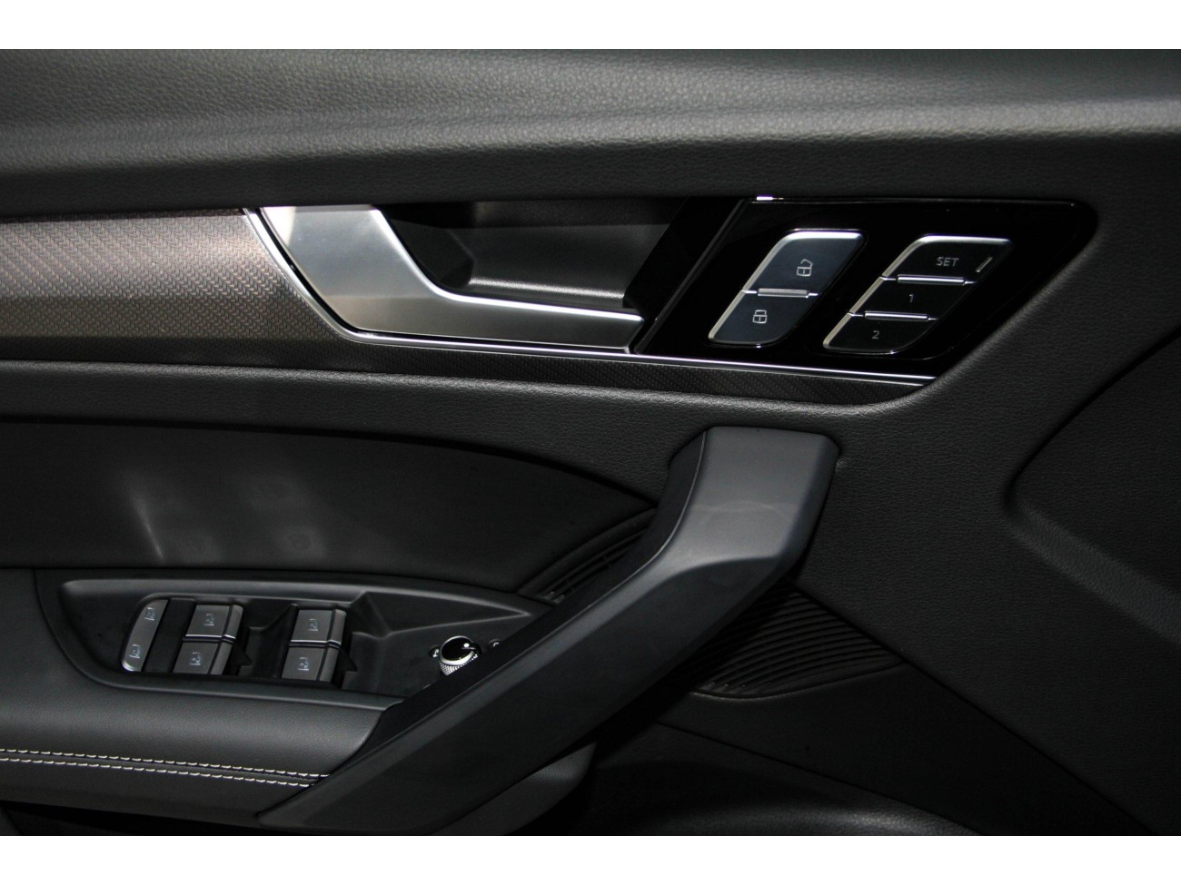 Audi Q5L 45 TFSI 2025