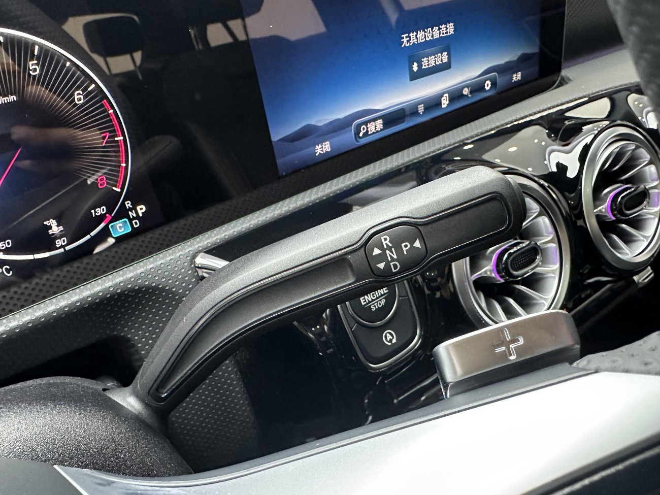 Mercedes-Benz A 200 L 2024