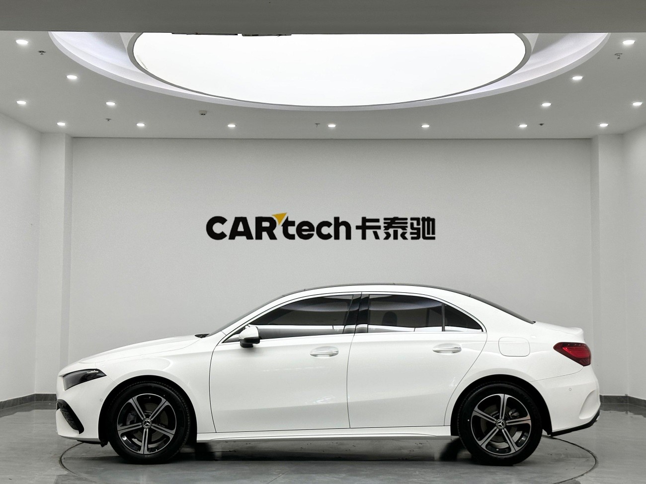 Mercedes-Benz A 200 L 2024
