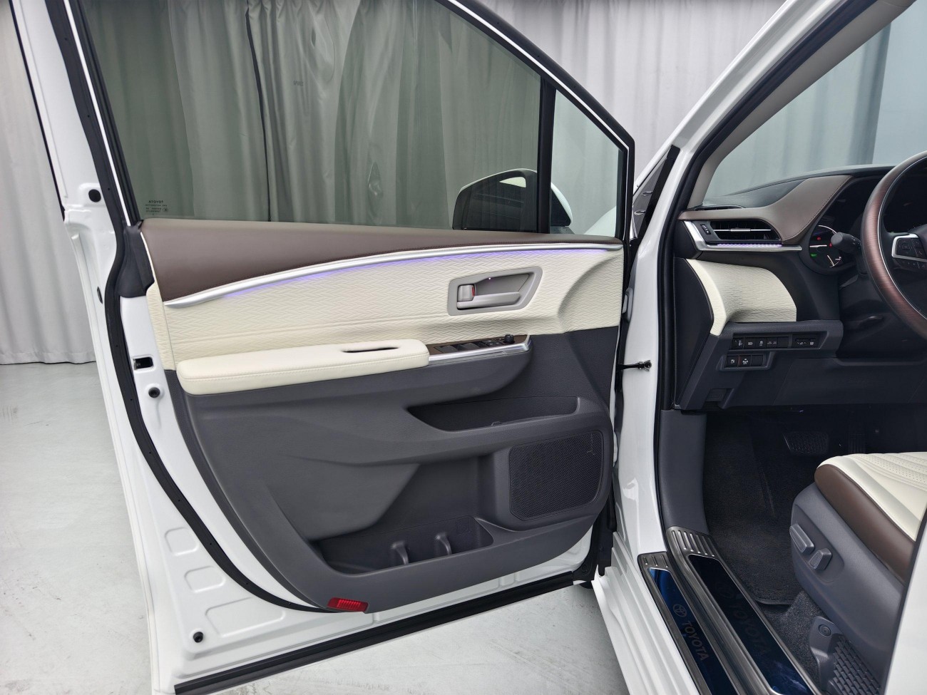 Toyota Sienna 2024