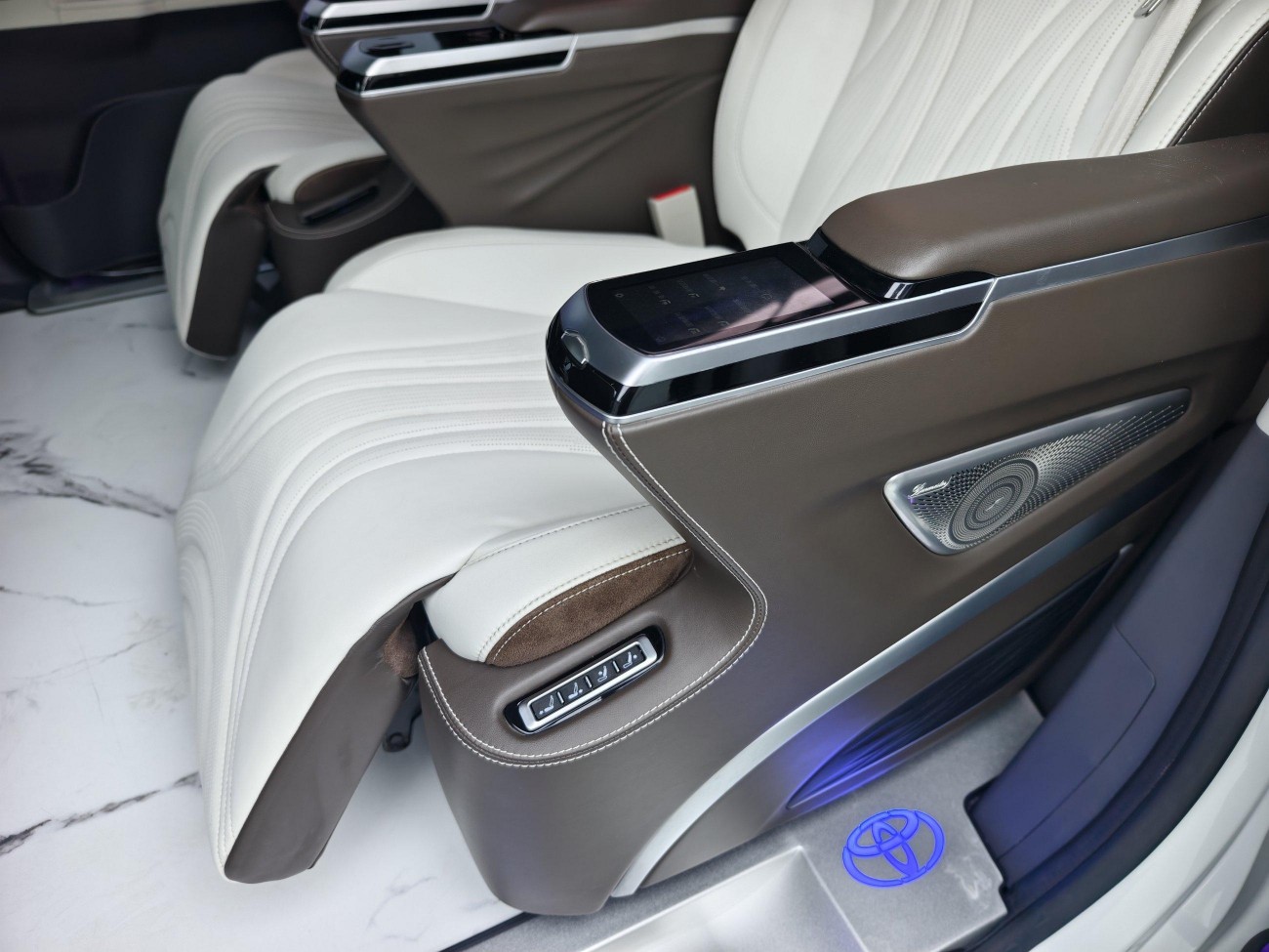 Toyota Sienna 2024