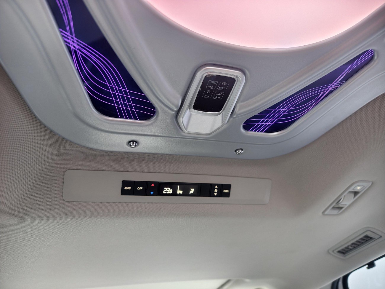 Toyota Sienna 2024
