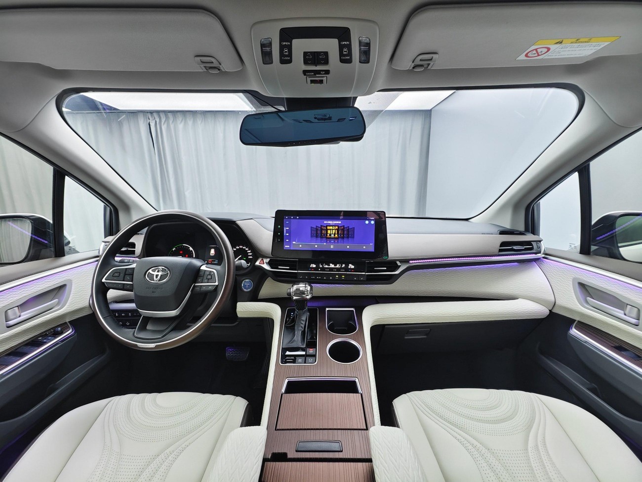 Toyota Sienna 2024