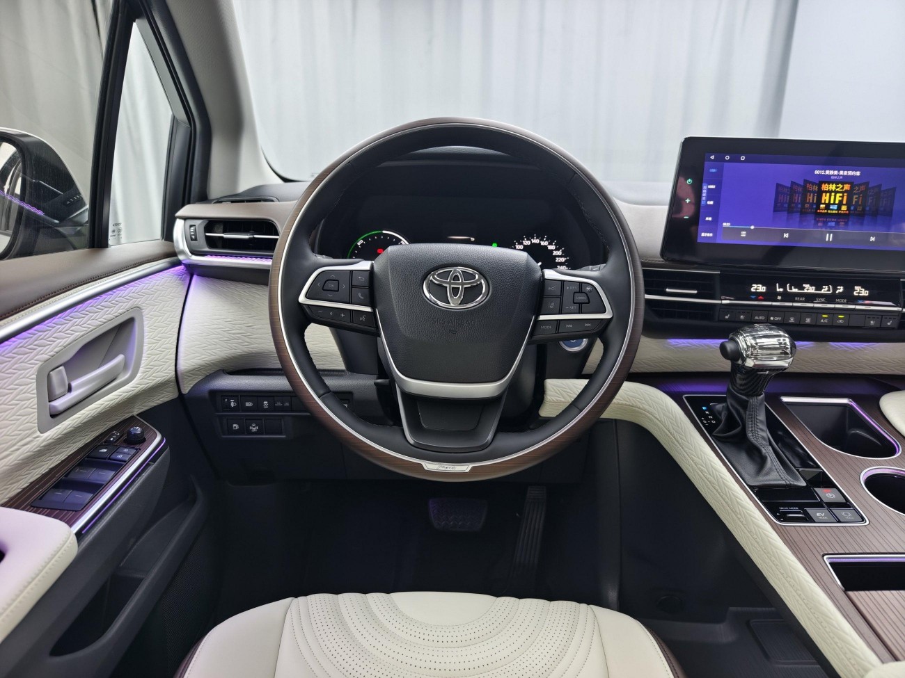 Toyota Sienna 2024