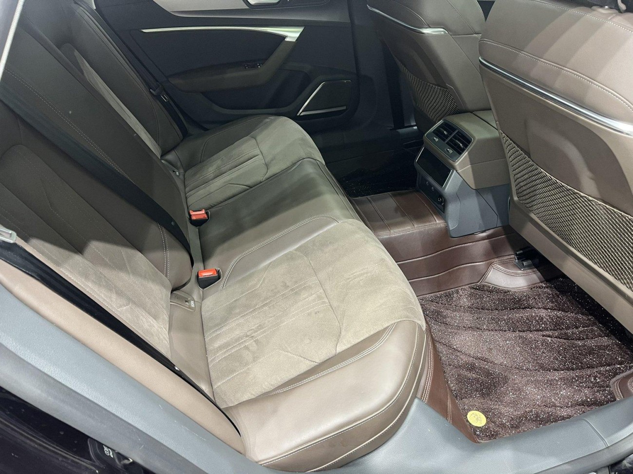 Audi A7L 45 TFSI 2024