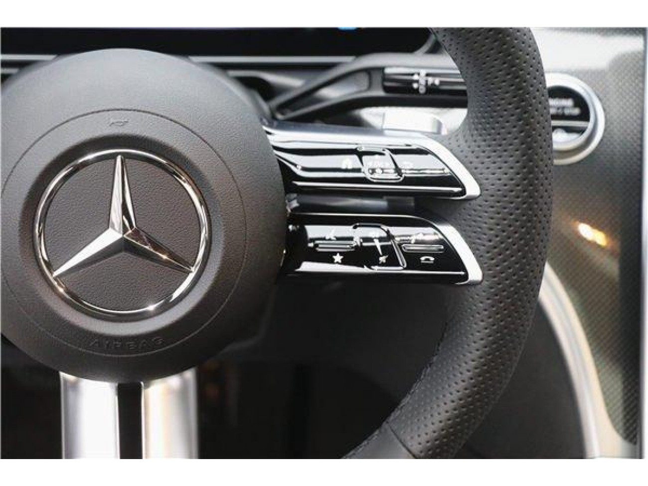Mercedes-Benz C 260 L 2024