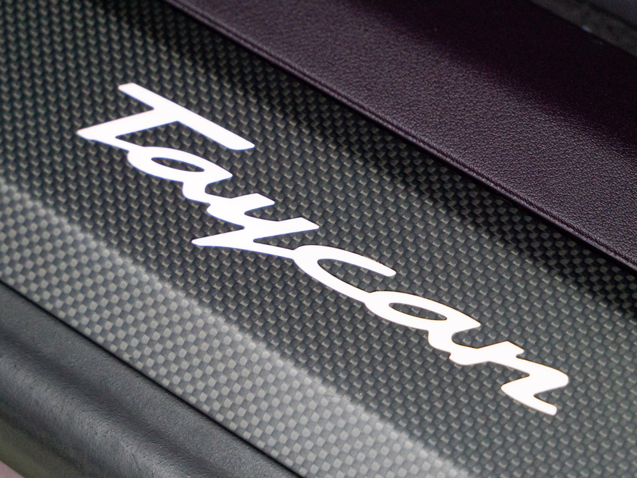 Porsche Taycan 2023