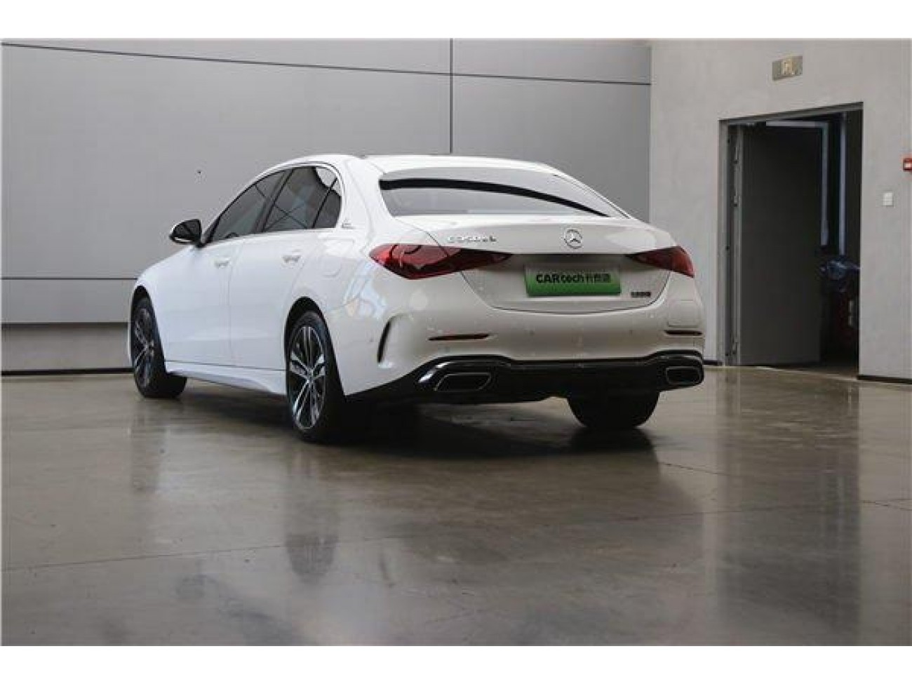 Mercedes-Benz C 350 e 2024