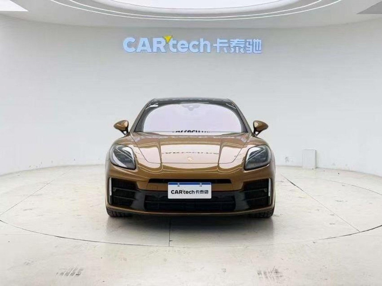 Porsche Panamera 2024