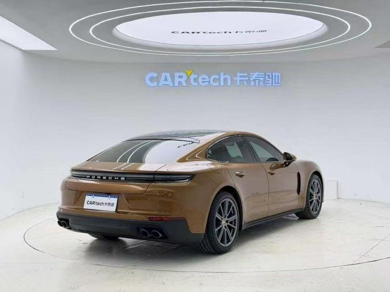 Porsche Panamera 2024