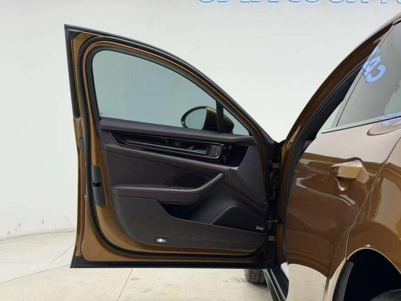 Porsche Panamera 2024