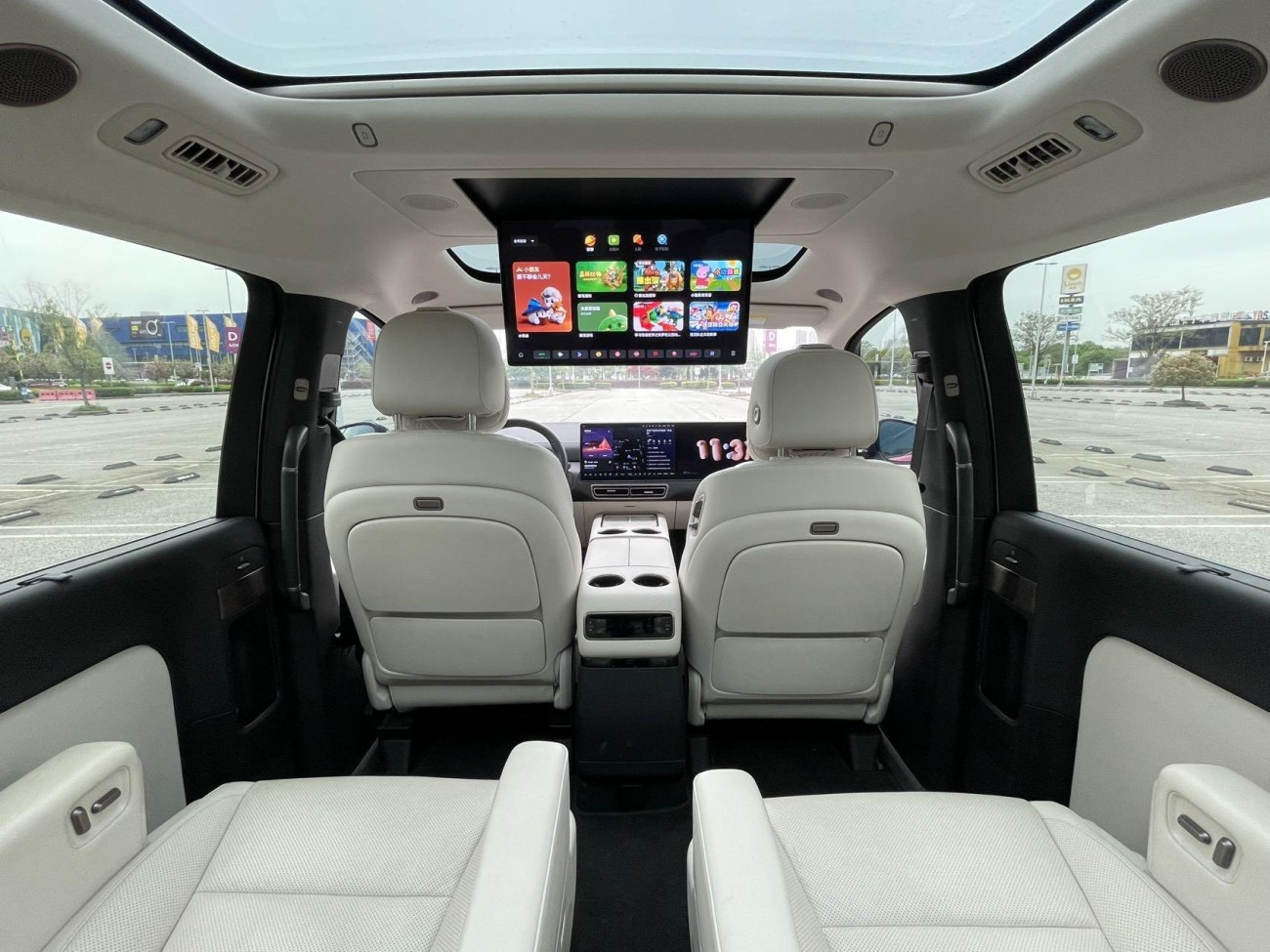Li Auto MEGA 2025