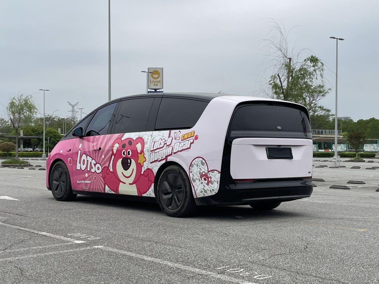 Li Auto MEGA 2025