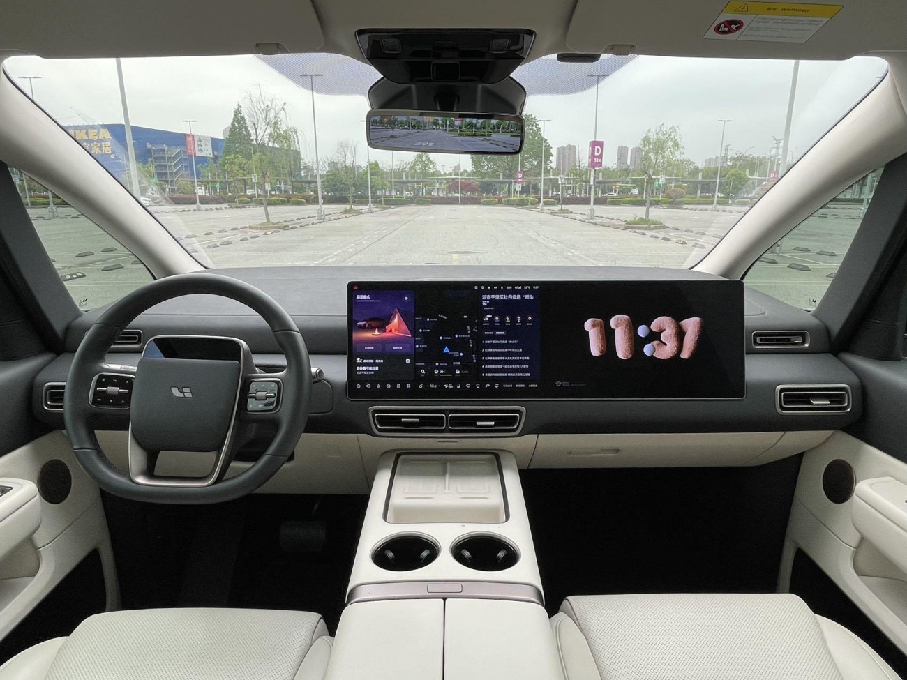 Li Auto MEGA 2025