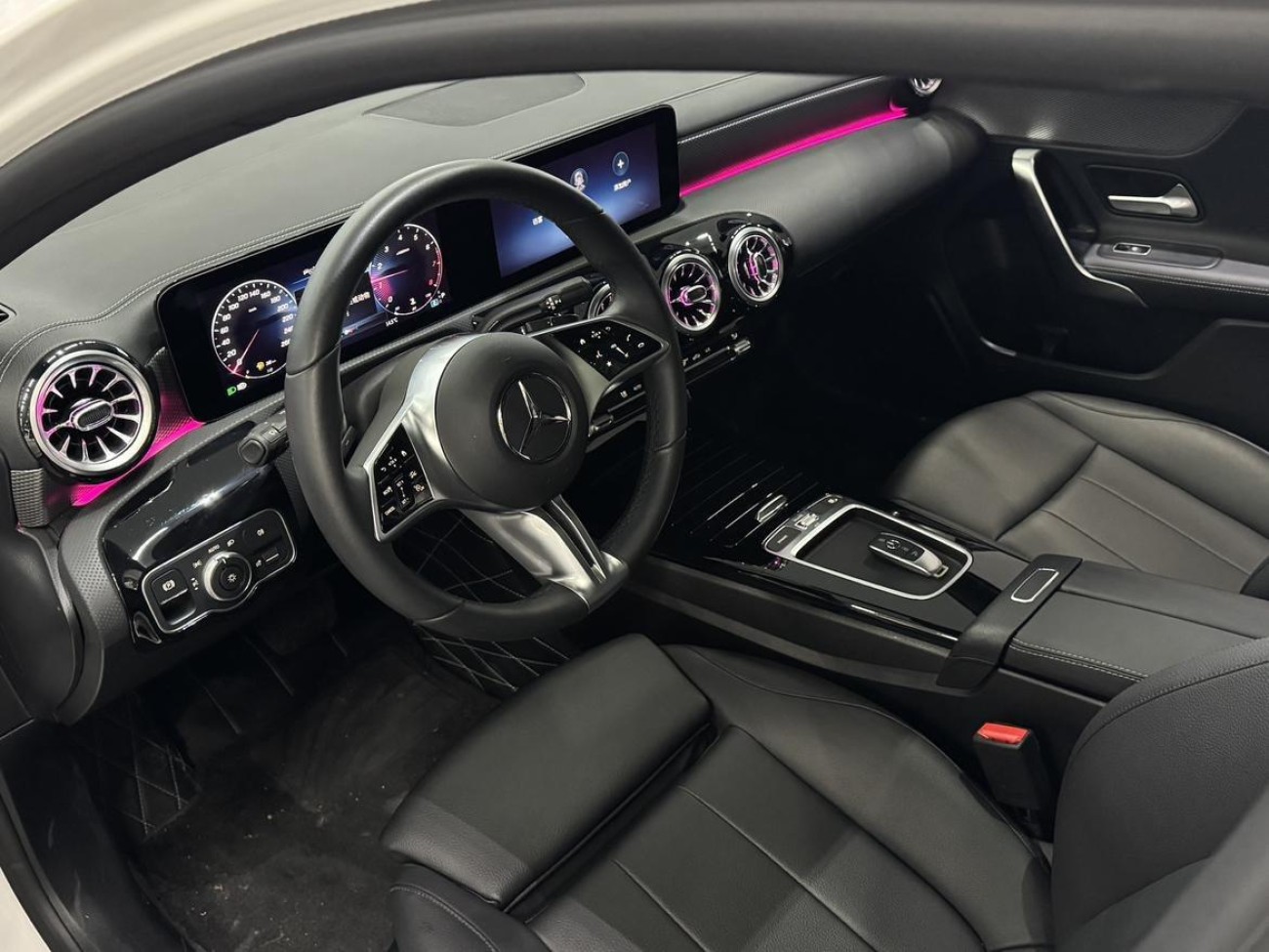 Mercedes-Benz A 180 L 2024