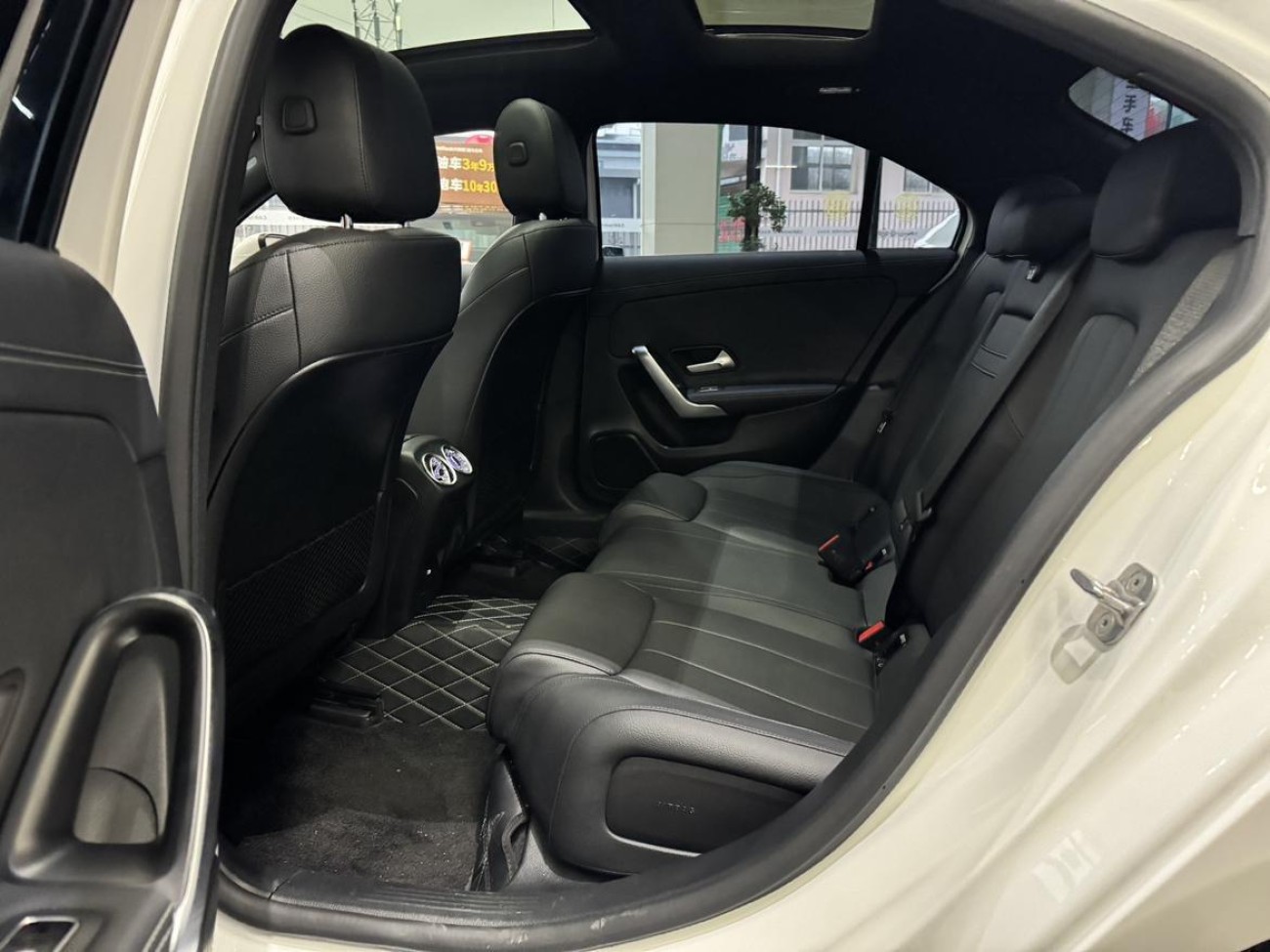 Mercedes-Benz A 180 L 2024