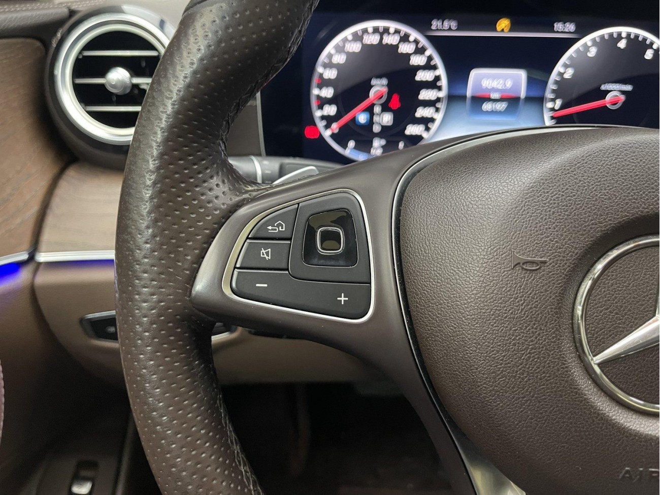 Mercedes-Benz E 200 L 2018