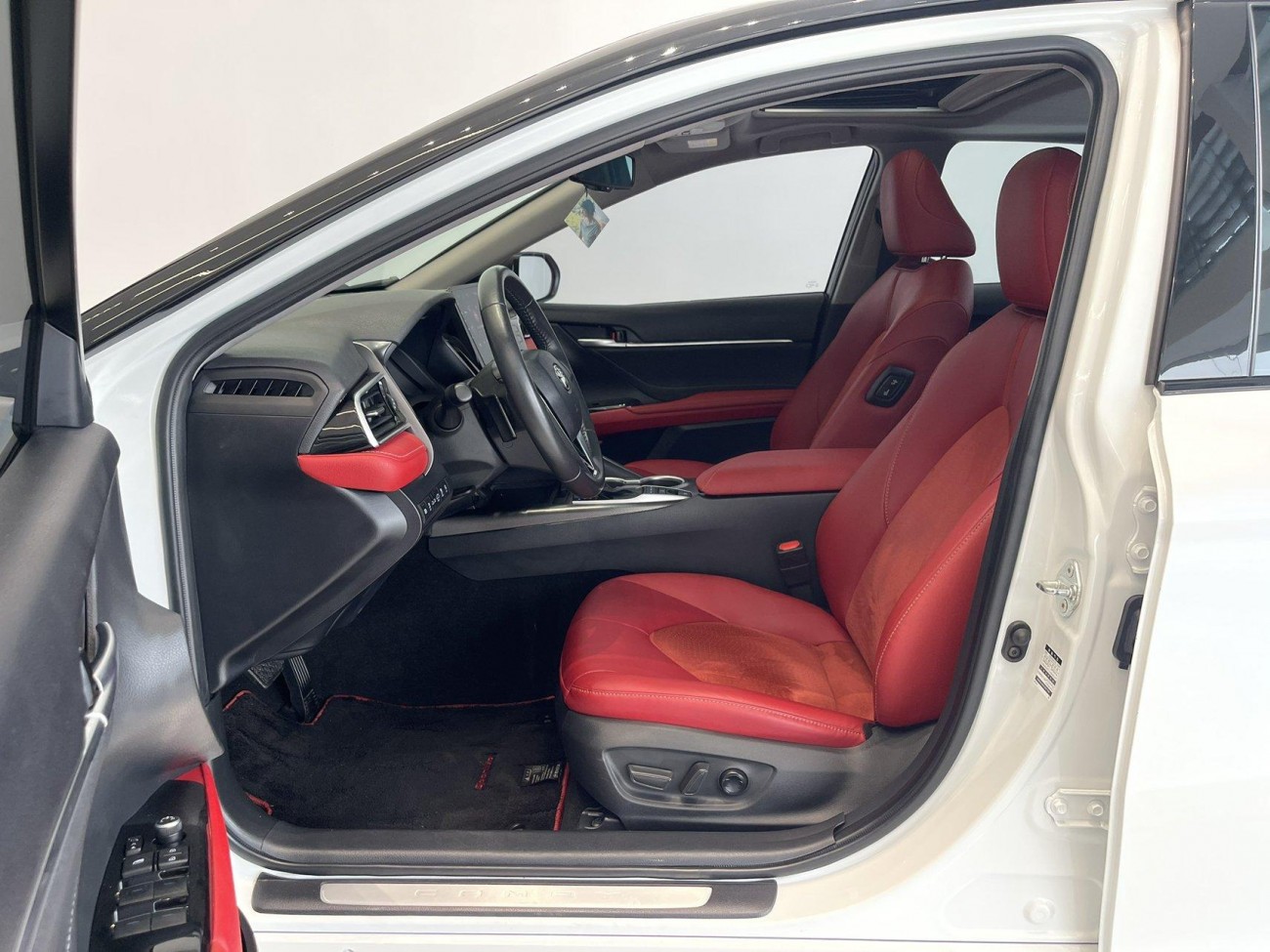 Toyota Camry 2023