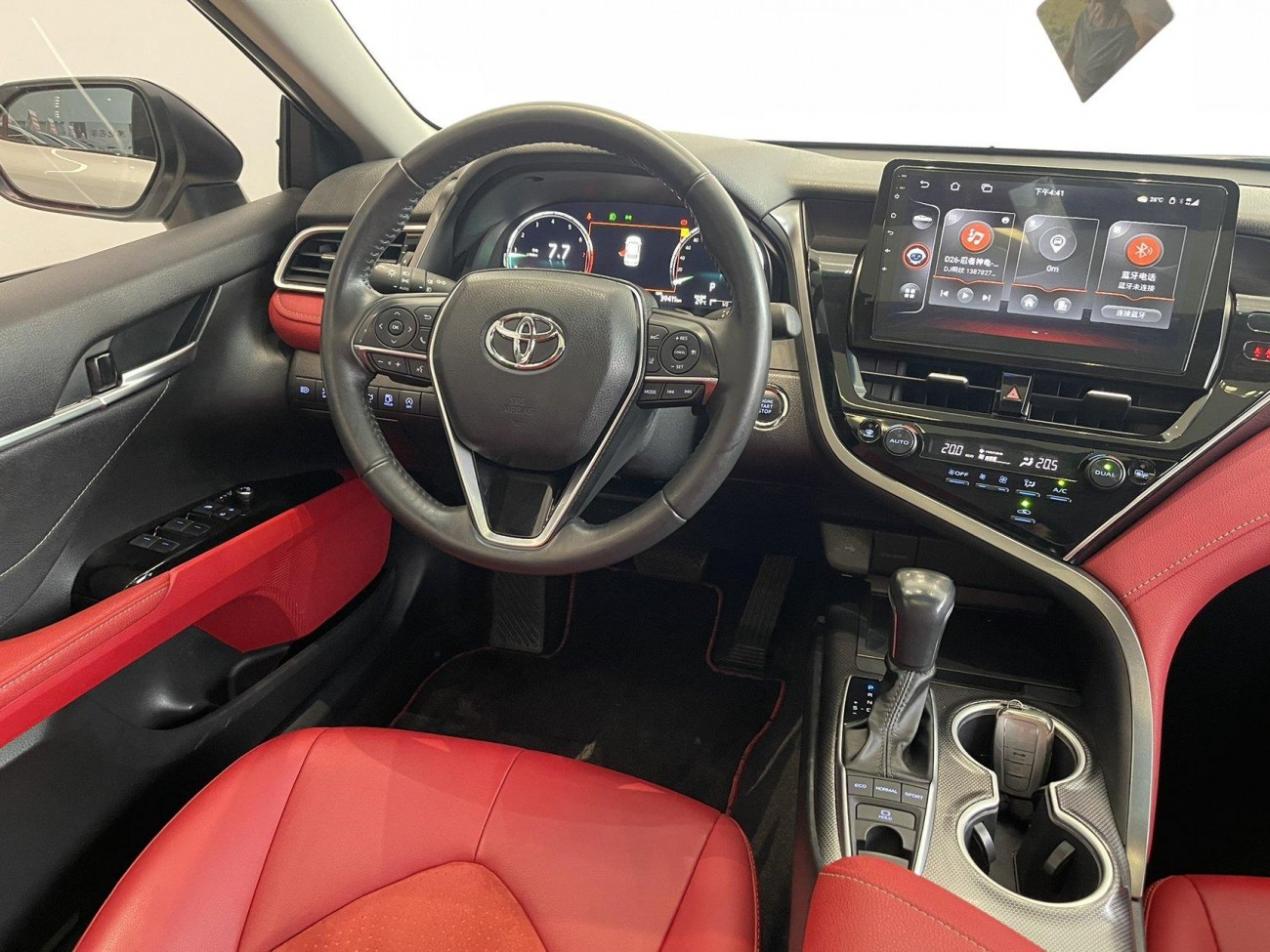 Toyota Camry 2023