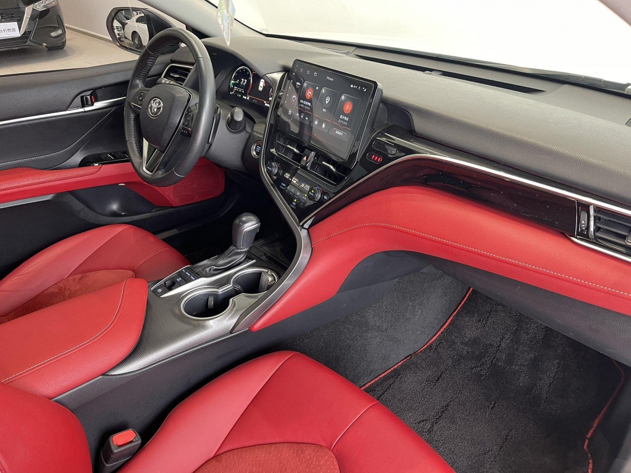 Toyota Camry 2023