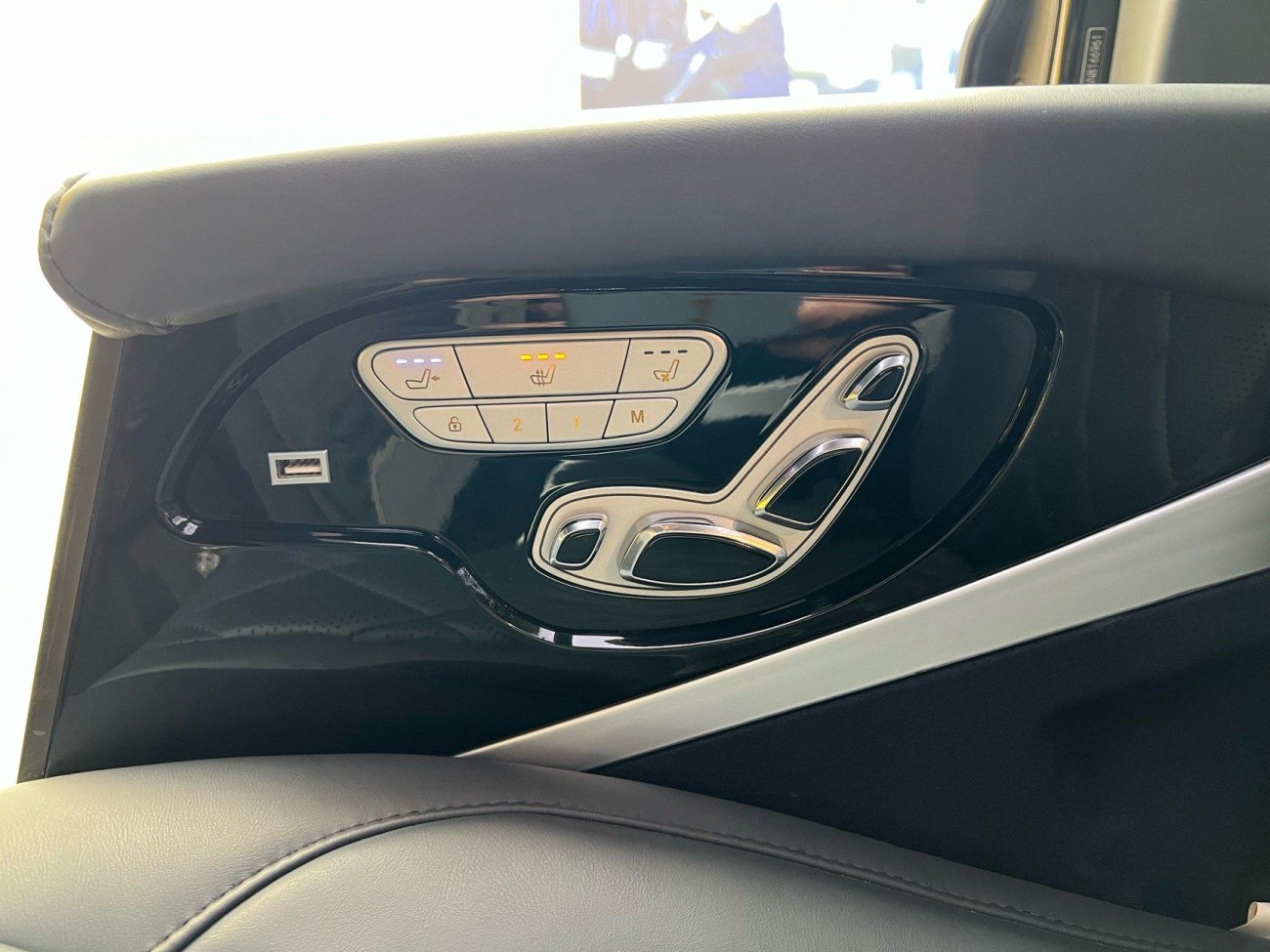 Mercedes-Benz 2021 2022