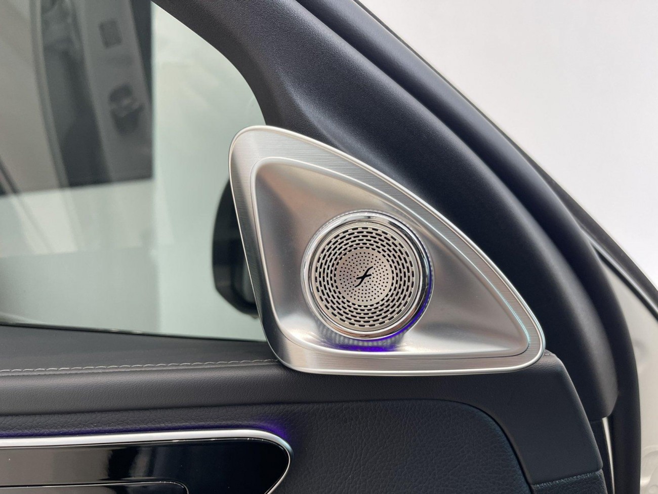 Mercedes-Benz C 260 L 2024