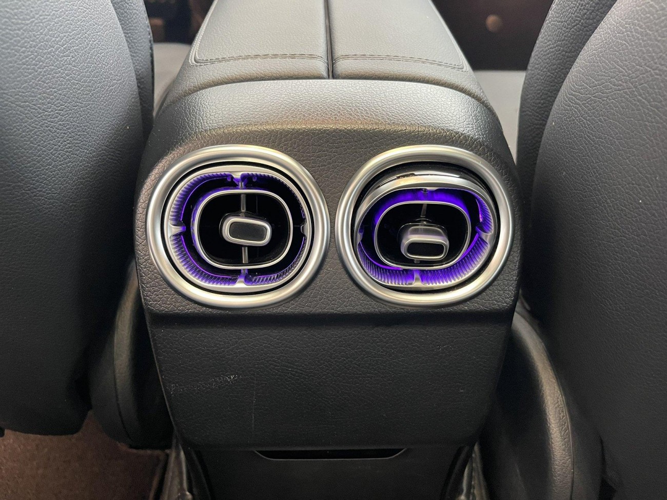 Mercedes-Benz C 260 L 2024