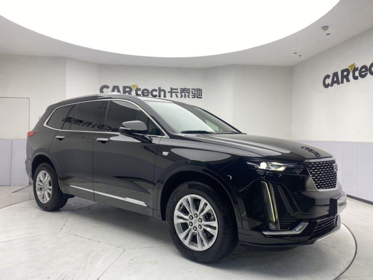 Cadillac XT6 2021