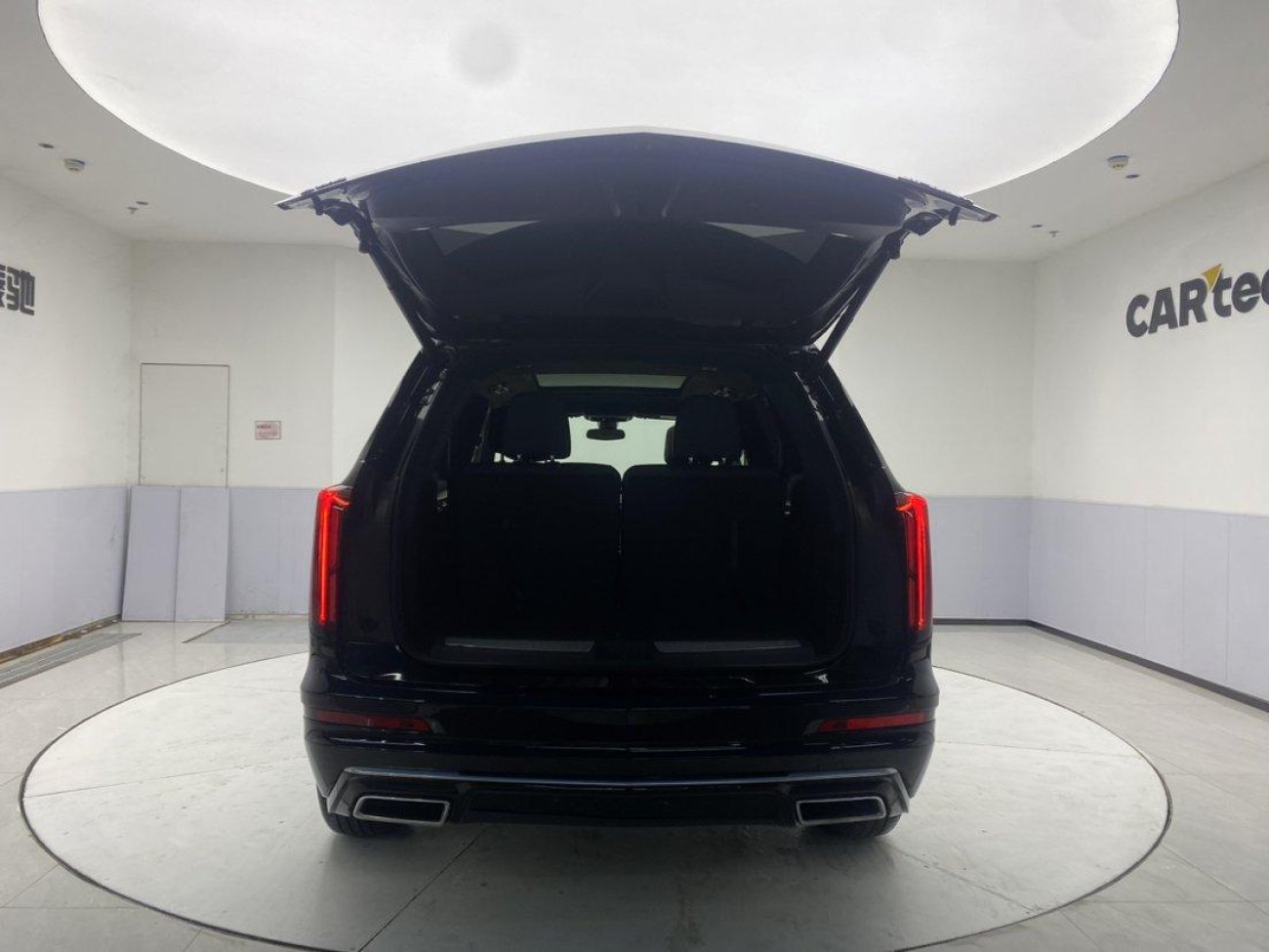 Cadillac XT6 2021