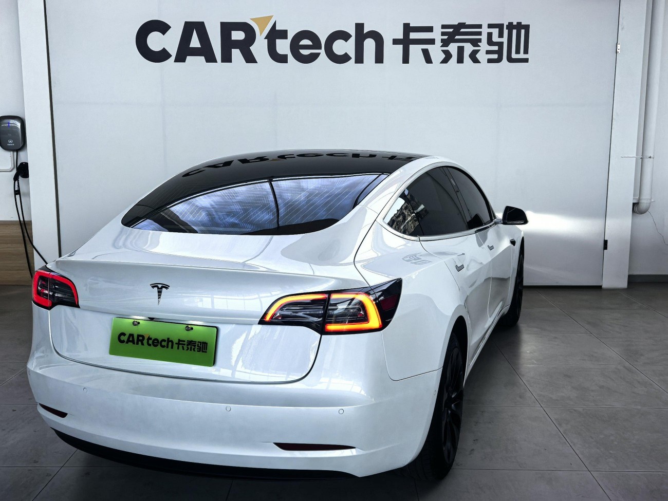 Tesla Model 3 2020