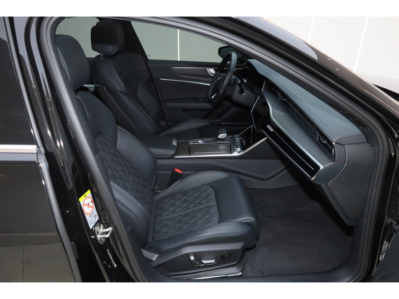 Audi A6L 45 TFSI 2025