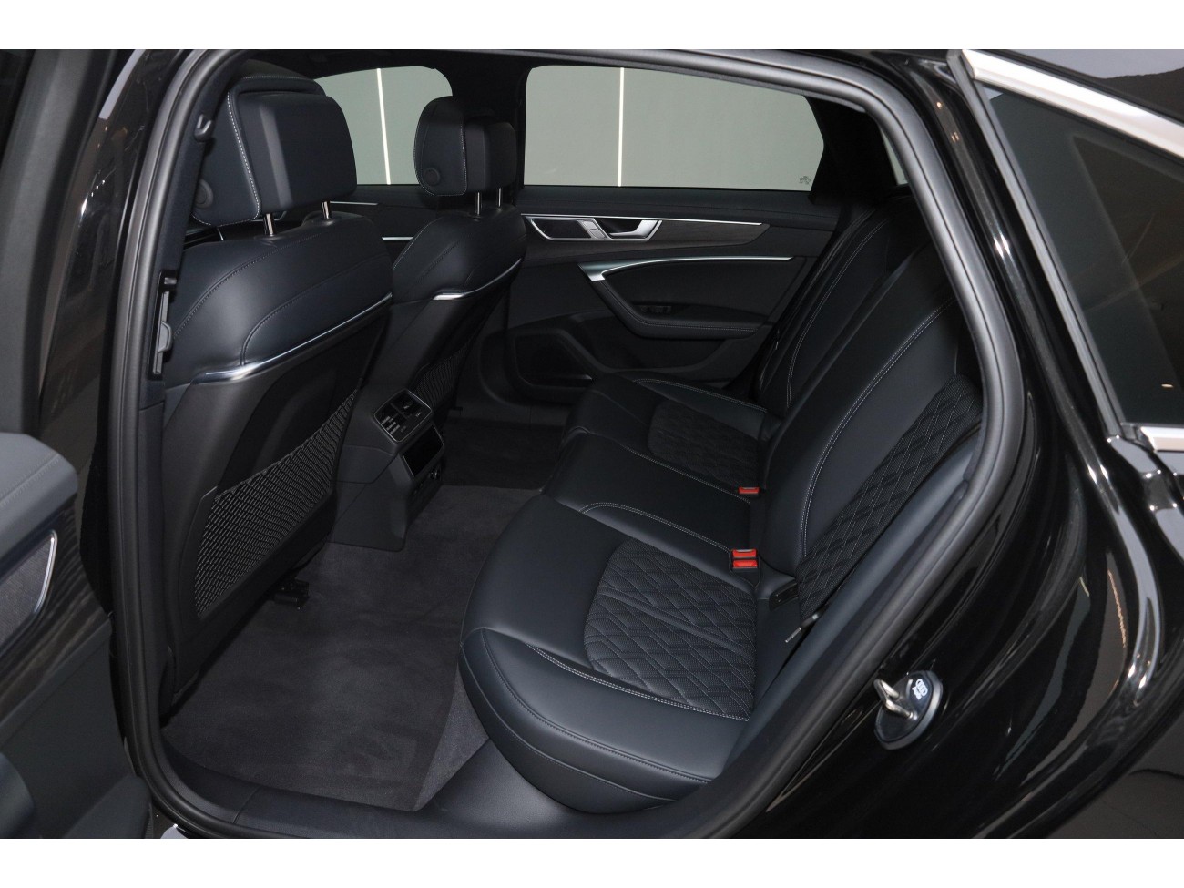 Audi A6L 45 TFSI 2025