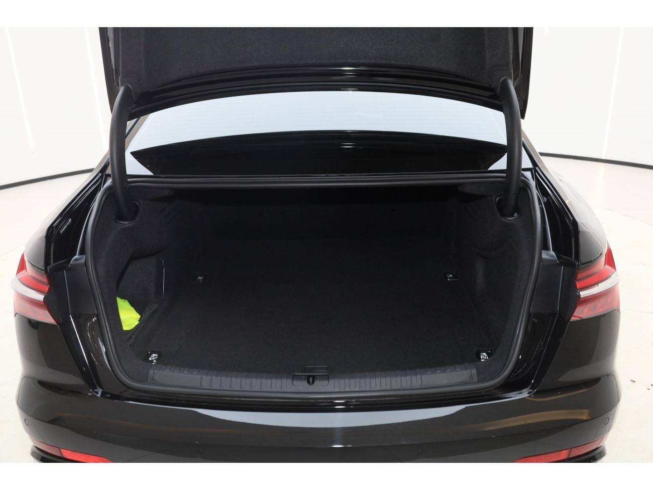 Audi A6L 45 TFSI 2025