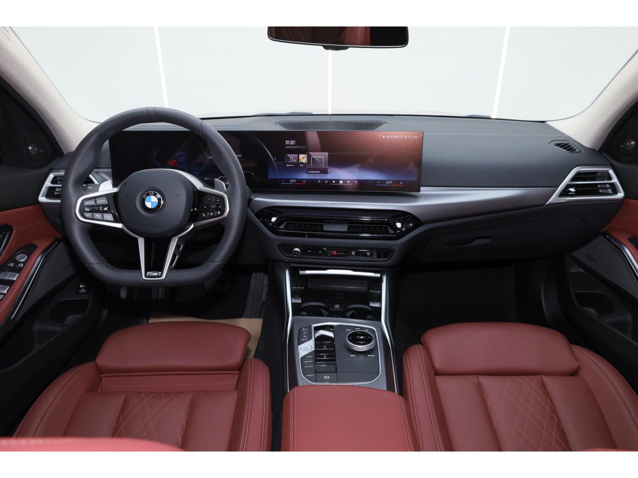 BMW 330Li 2025