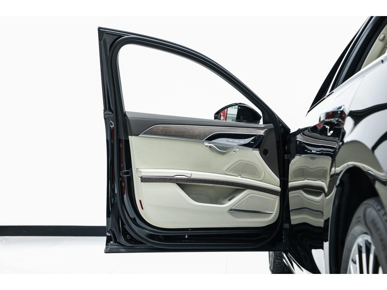 Audi A8L 55 TFSI 2022