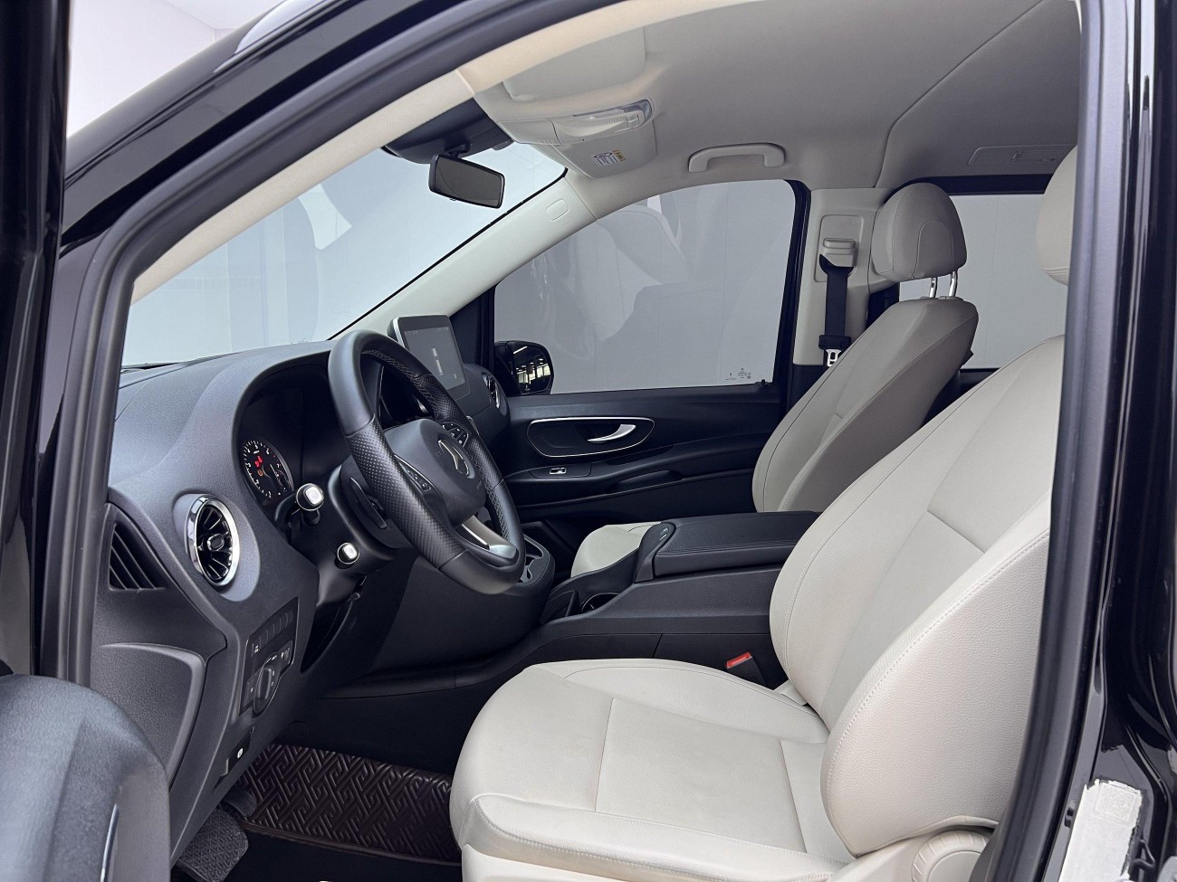 Mercedes-Benz 2023 2023