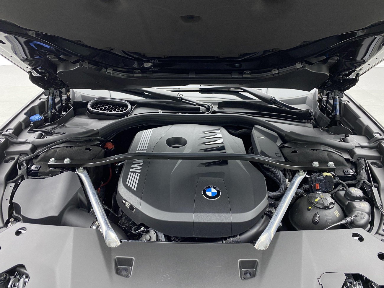 BMW 740Li 2024