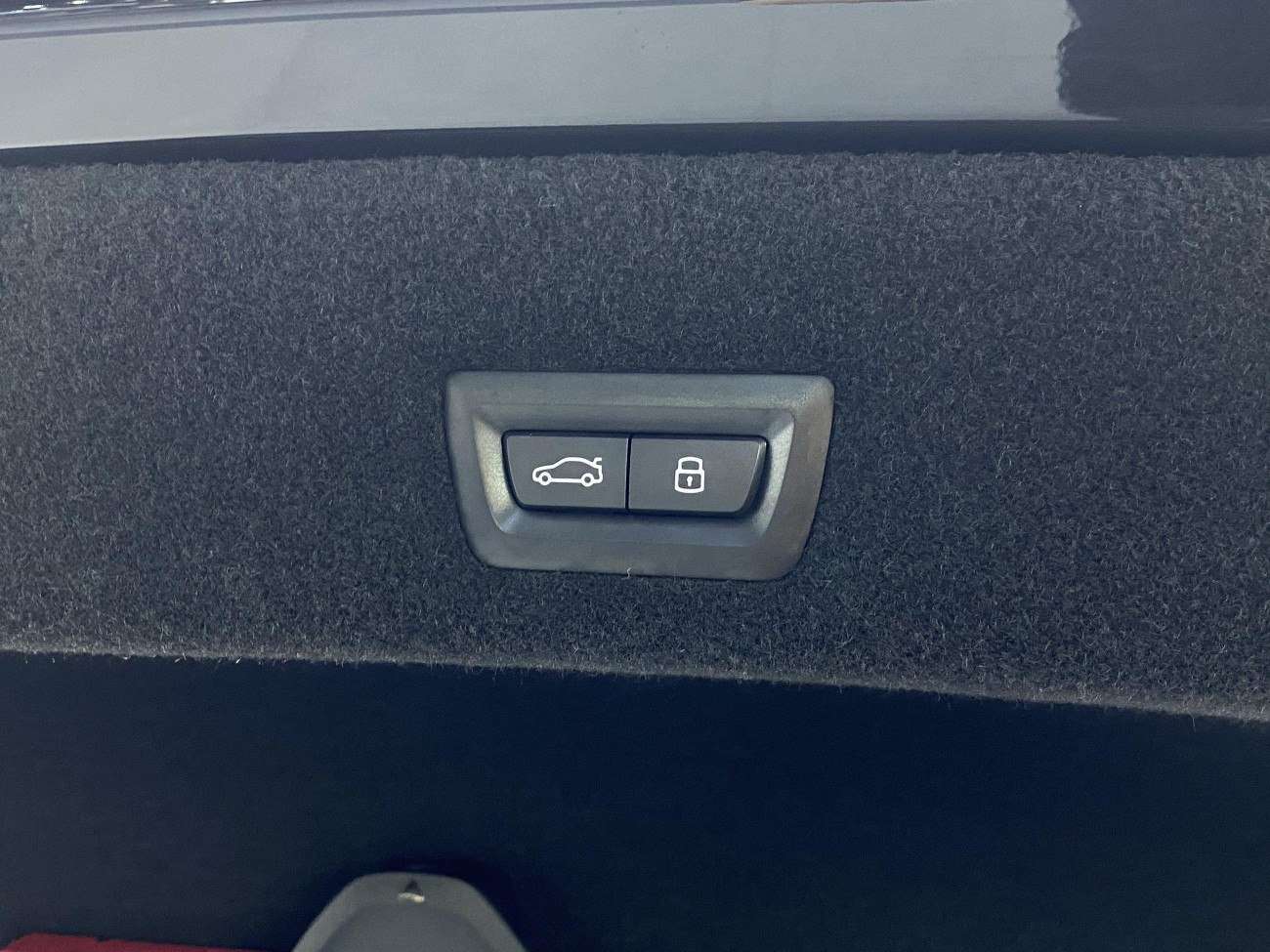 BMW 740Li 2024