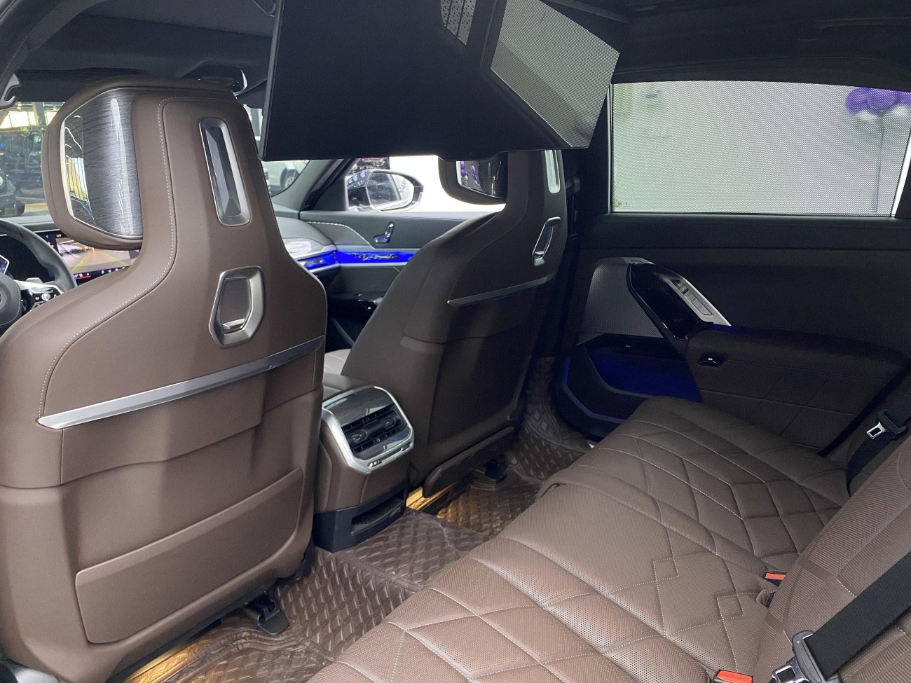 BMW 740Li 2024