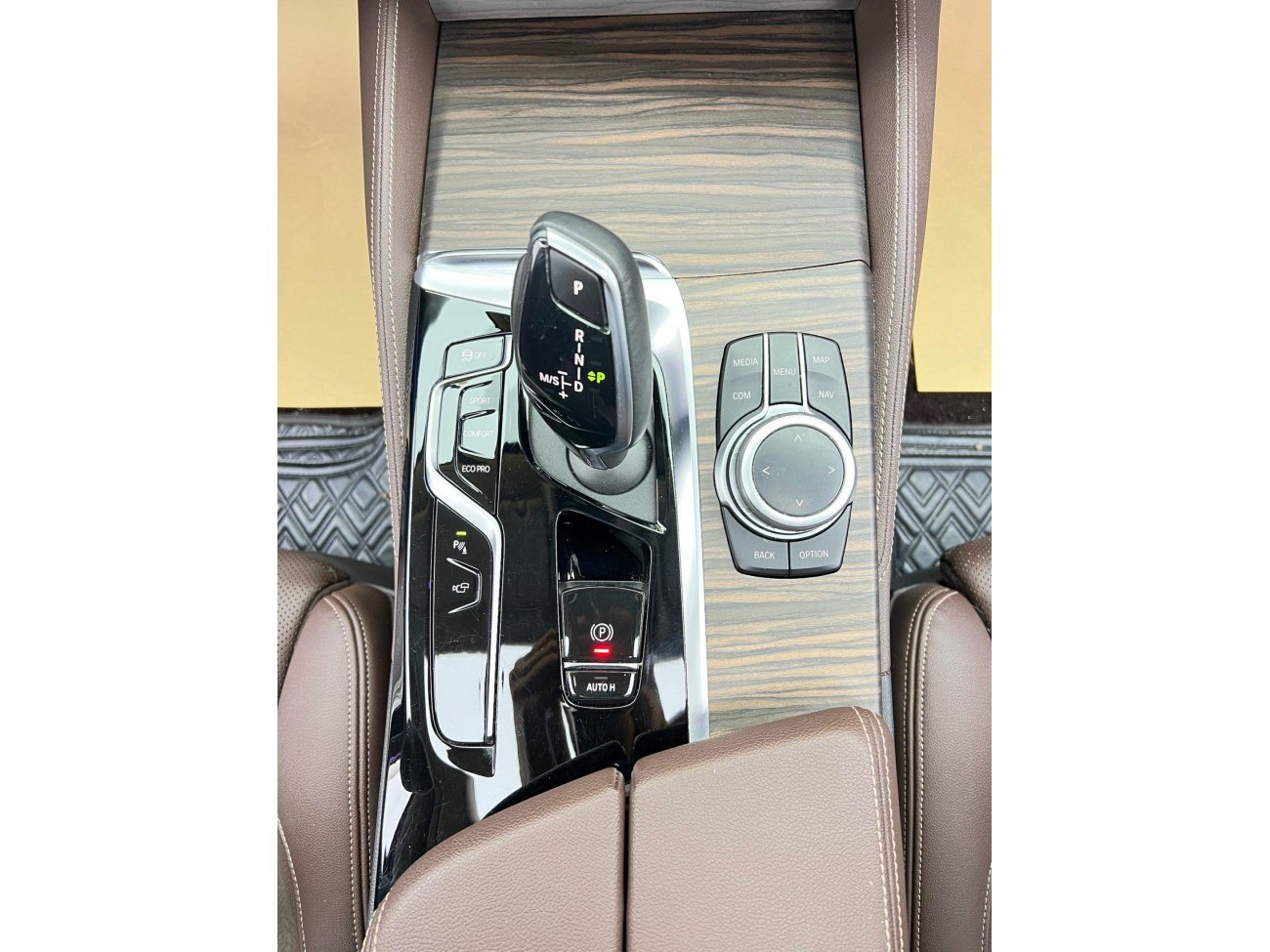 BMW 530Li 2022