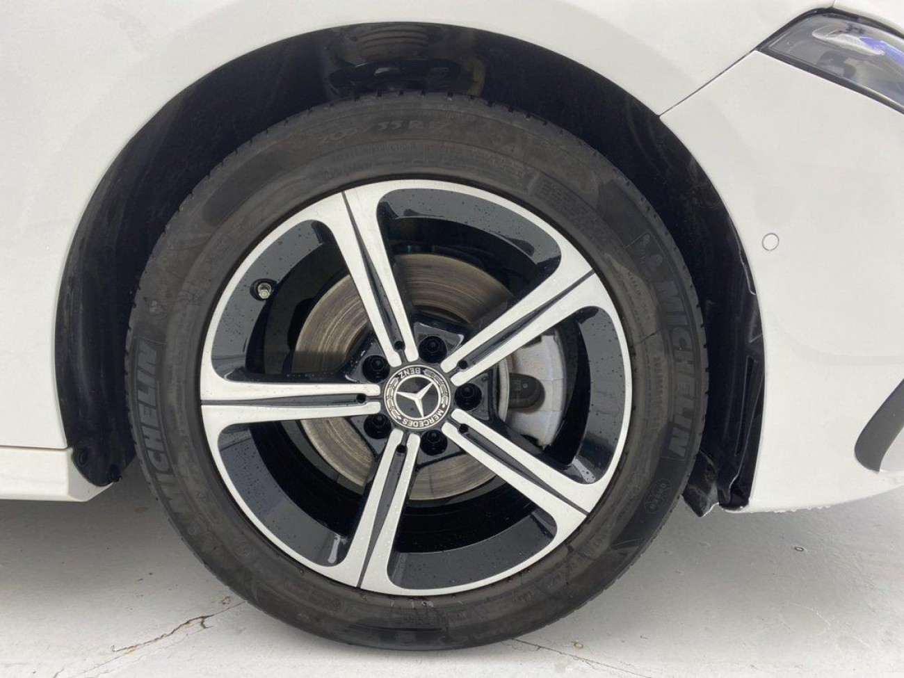 Mercedes-Benz A 200 L 2025