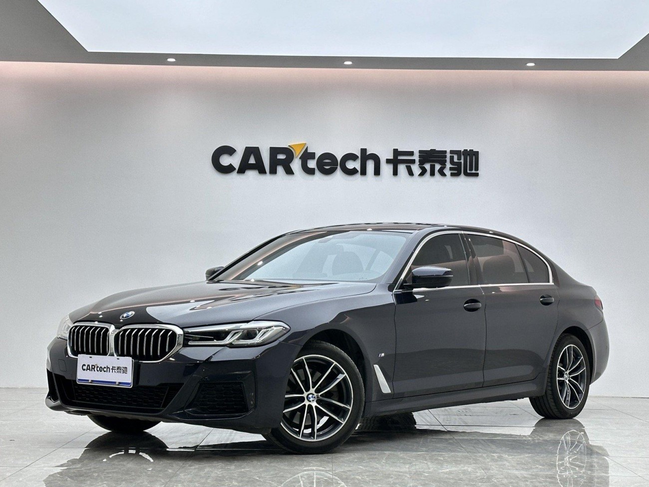 BMW 525Li 2021