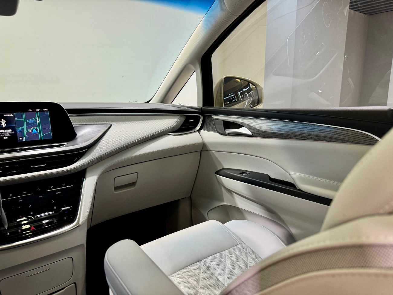 Buick GL8 2023