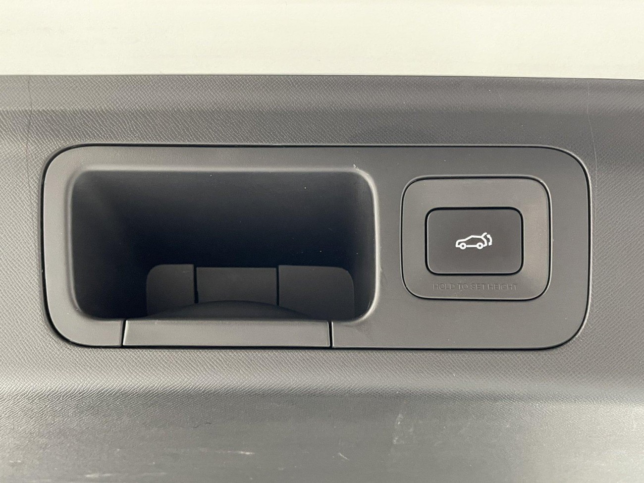 Trumpchi E8 2024