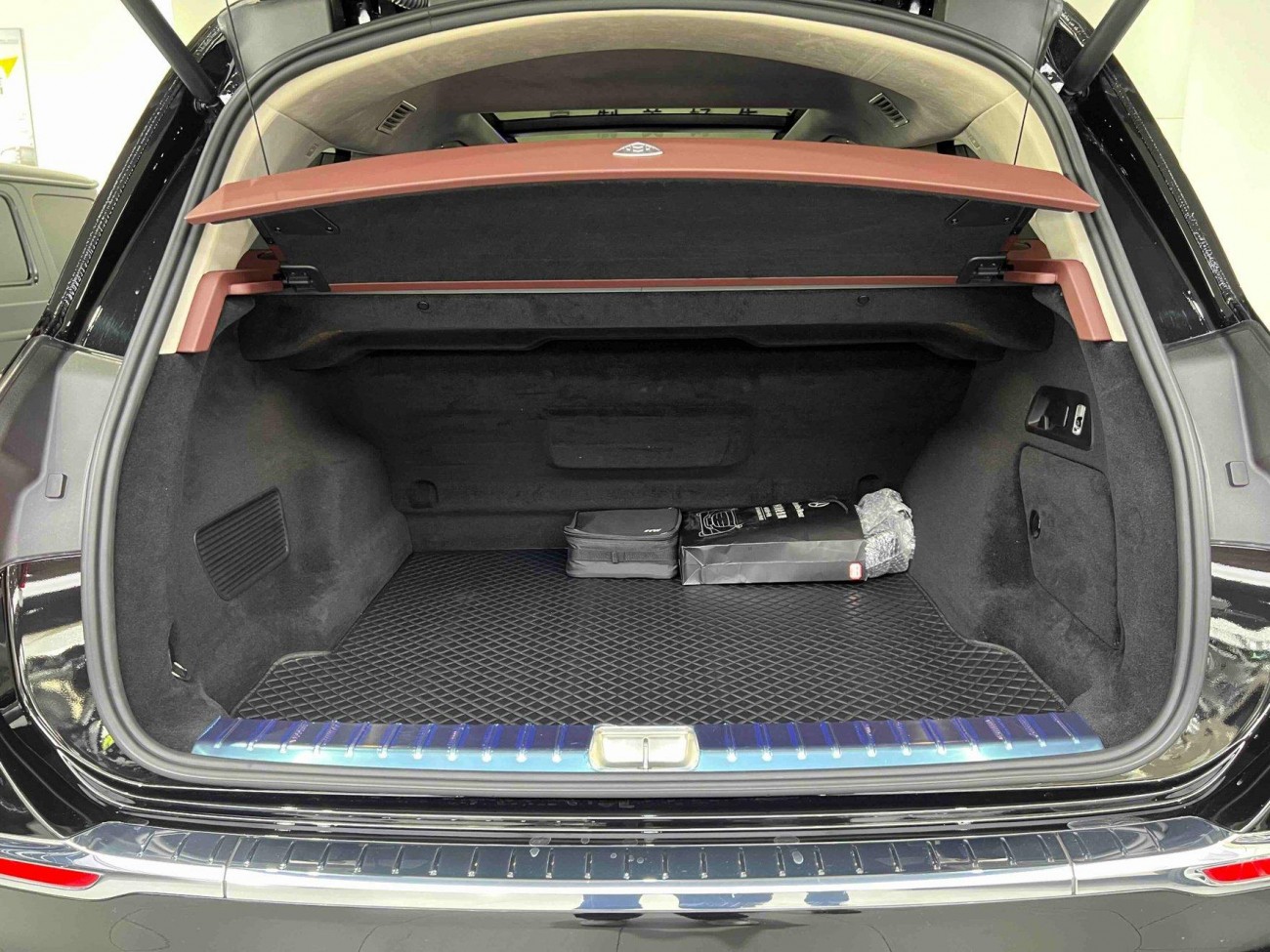 Mercedes-Benz GLS 2023