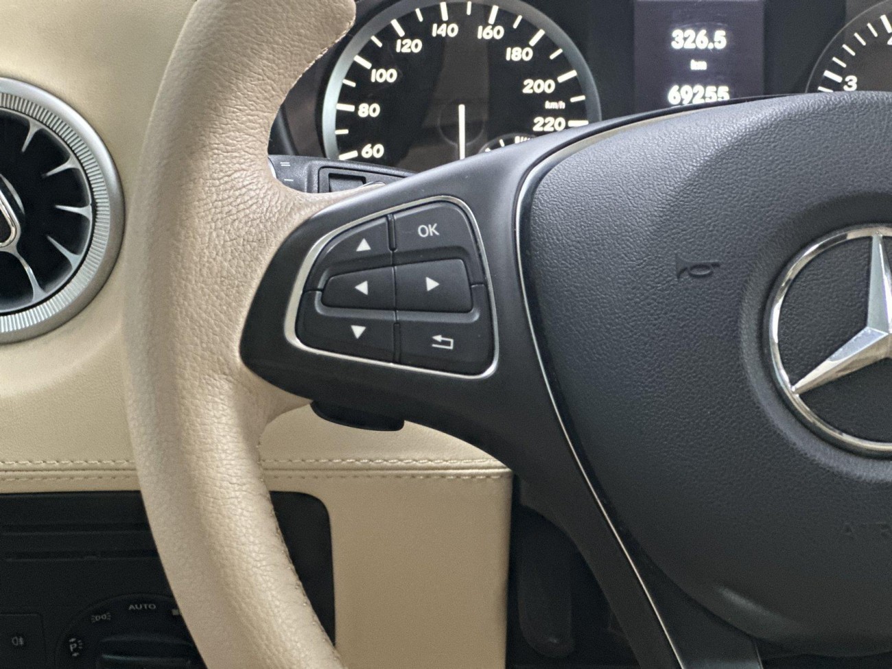 Mercedes-Benz Metris 2019