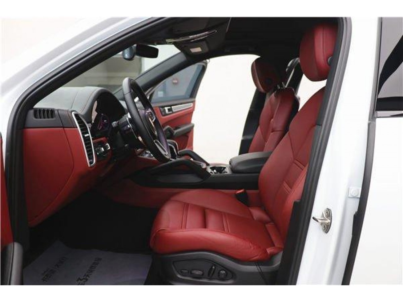 Porsche Cayenne 2023