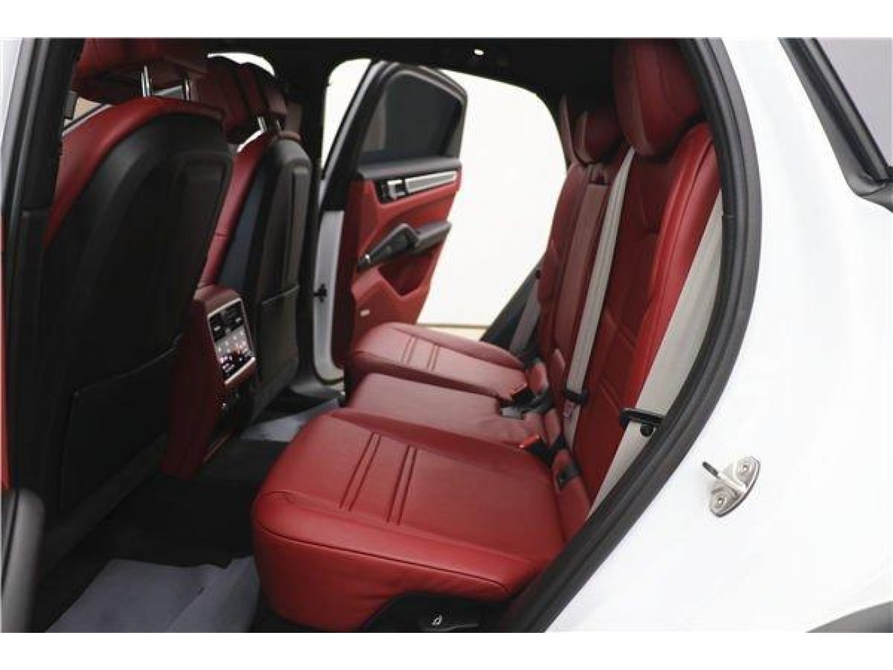 Porsche Cayenne 2023