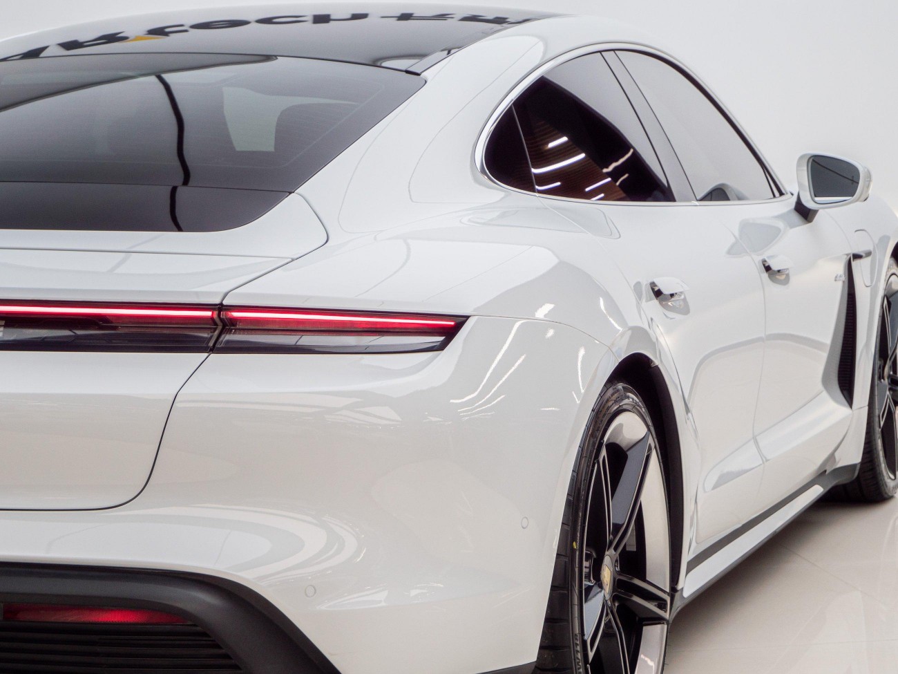 Porsche Taycan 2020